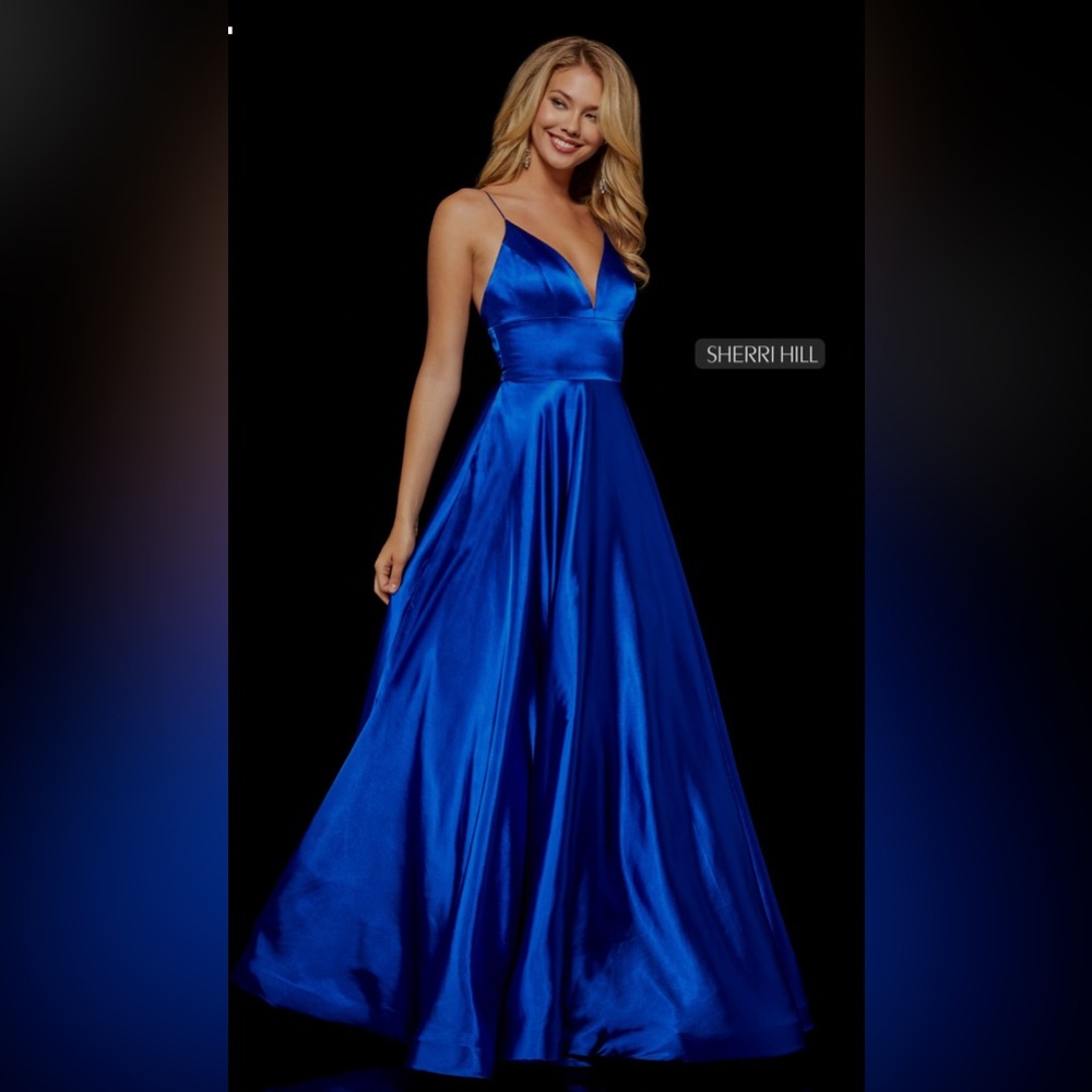Sherri Hill prom dress size 00